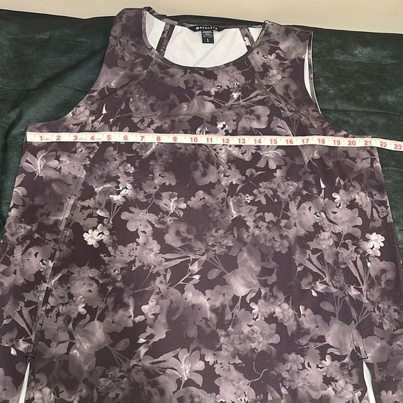 🔥Athleta Black and Gray Tank Top with Abstract Pattern🔥 - Picture 4 of 6